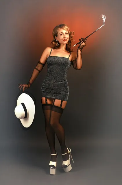 Blechschild Pinup girl am Billiardtisch Metallschild 20x30 cm Wanddeko tin sign