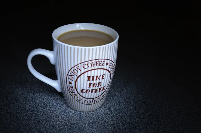 Blechschild Fresh Brewed Coffee frisch kaffee hier 