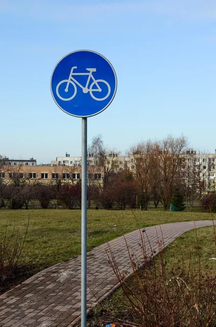 Blechschild Zweirrad Bike Parking only beiges Metallschild 20x30cm Deko tin sign